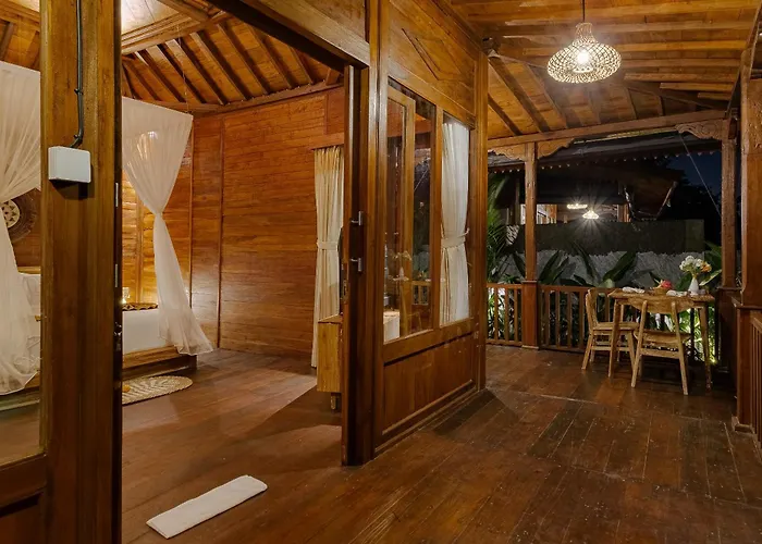 Casa Wooden Villa Ubud