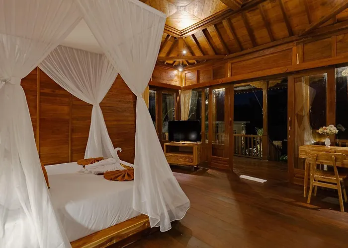 Villa Casa Wooden Ubud