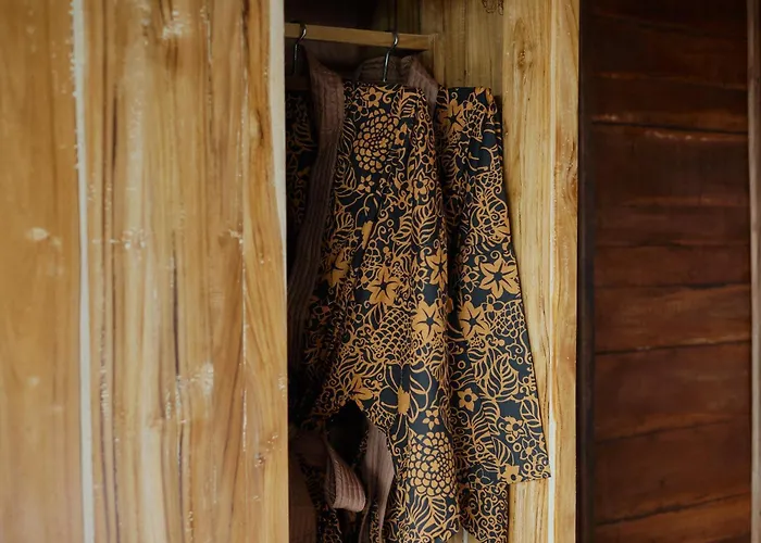 Casa Wooden Villa *